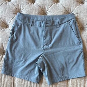 Lululemon Athletica Men’s 31 commission Textured Shorts